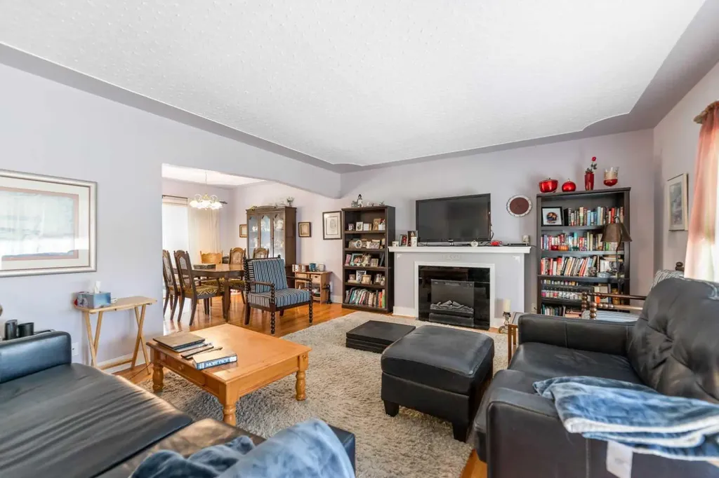 242039 Range Road 261 Rural Wheatland County AB T1P 0X1