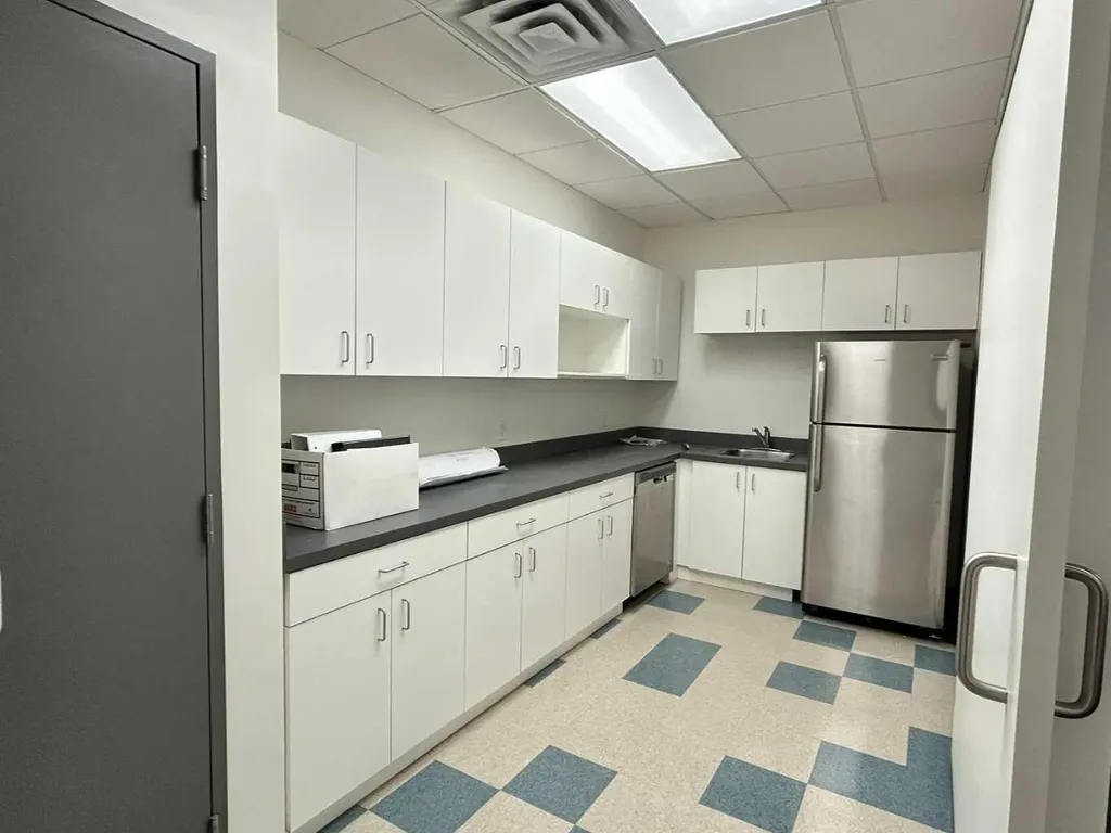 1029 17 Avenue SW Calgary AB T2T 0A9
