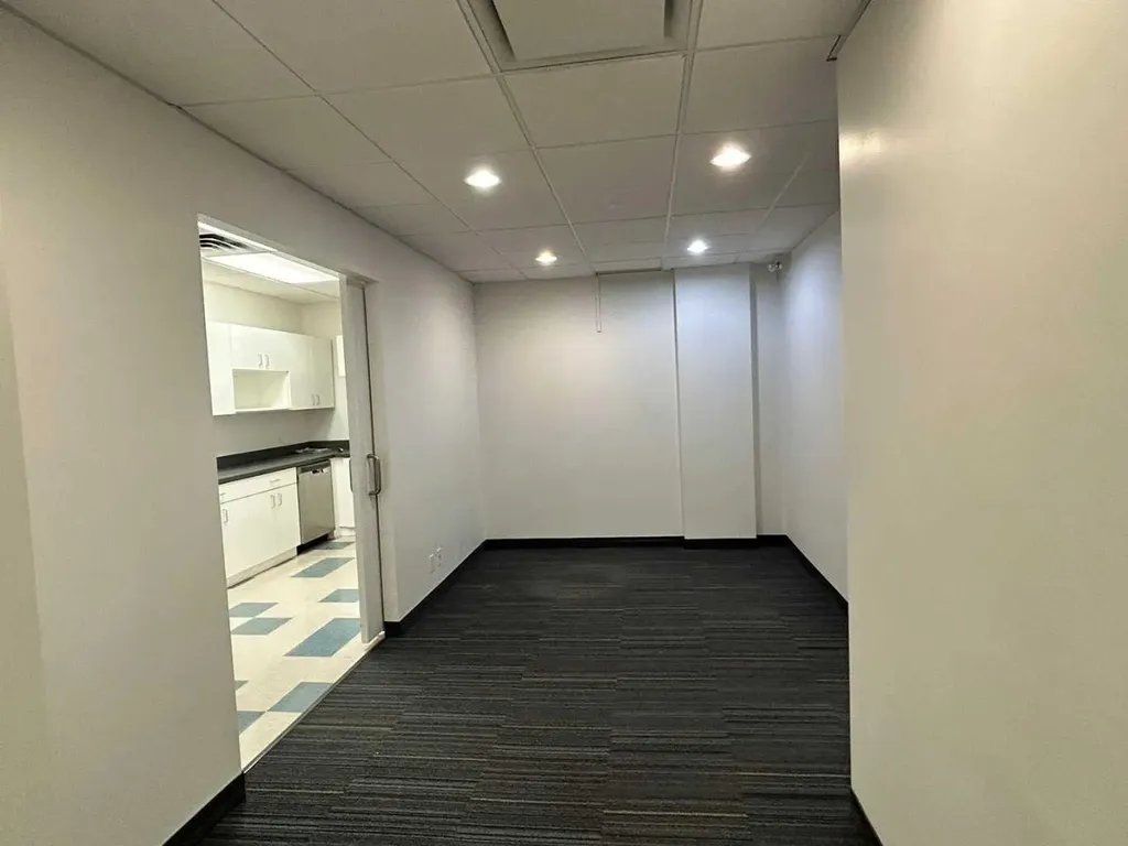 1029 17 Avenue SW Calgary AB T2T 0A9