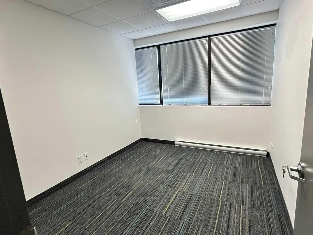 1029 17 Avenue SW Calgary AB T2T 0A9