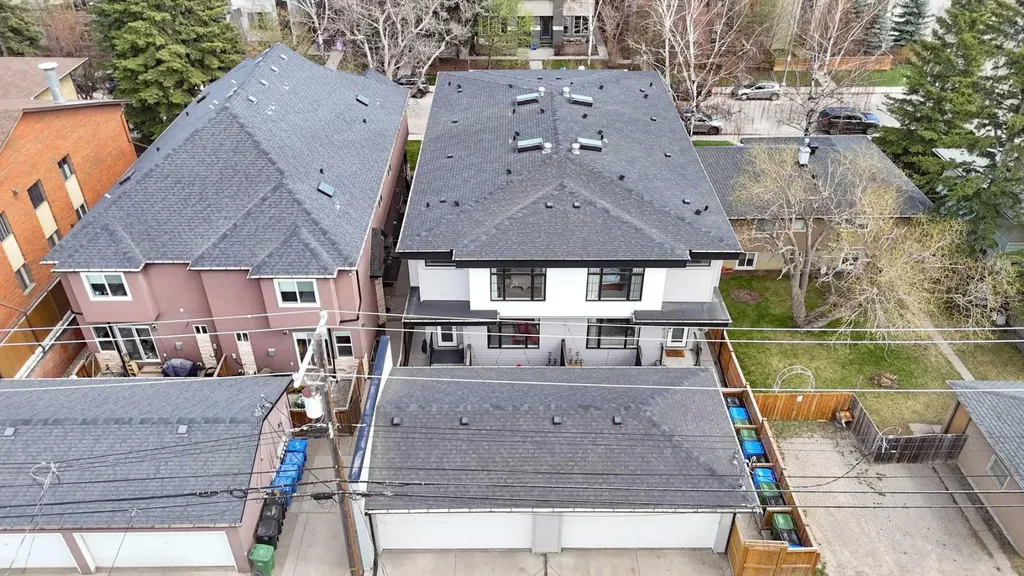 1929 36 Street SW Calgary AB T3E 2Y8