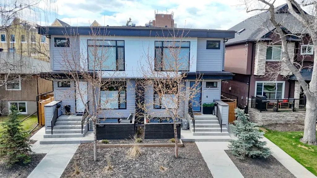 1929 36 Street SW Calgary AB T3E 2Y8