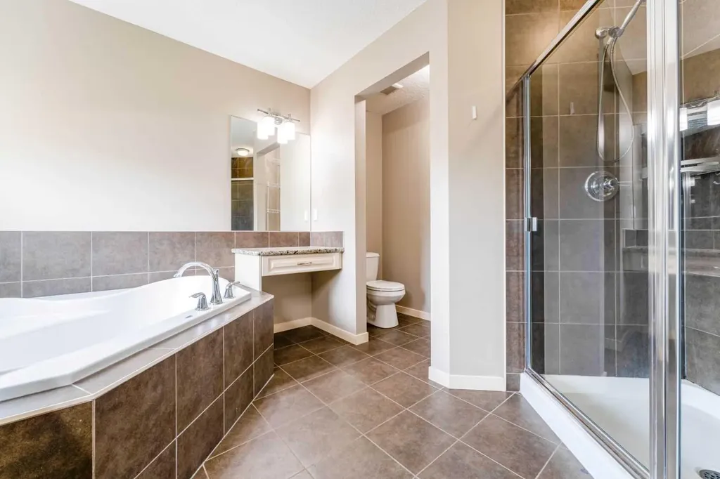 292 Auburn Bay Drive SE Calgary AB T3M 1P6