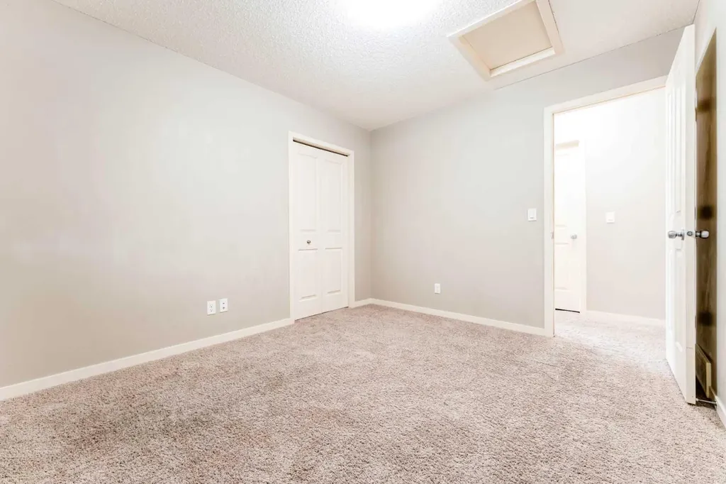 292 Auburn Bay Drive SE Calgary AB T3M 1P6