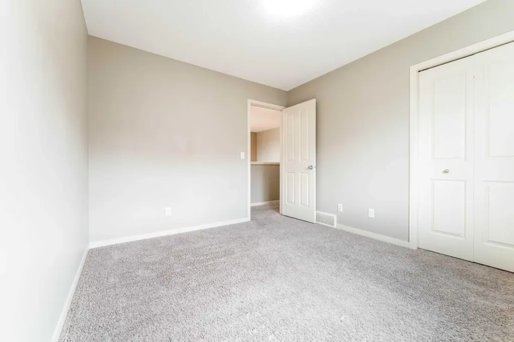 292 Auburn Bay Drive SE Calgary AB T3M 1P6