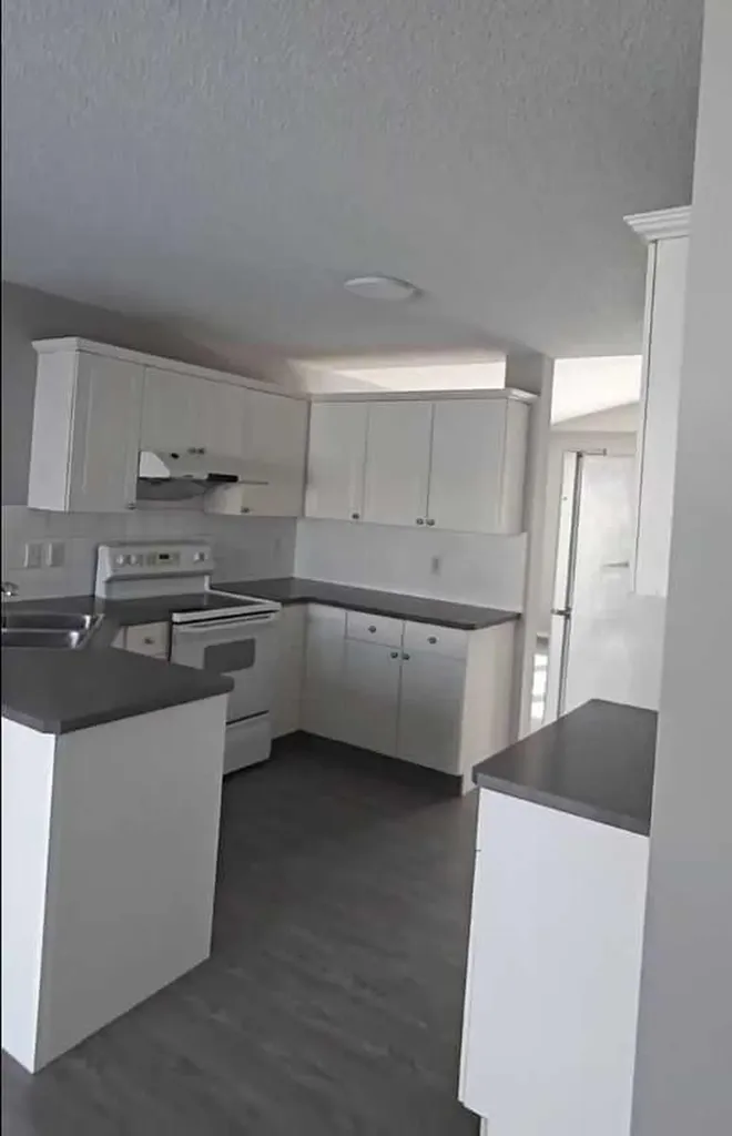 40 Covepark Place NE Calgary AB T3K 5Z8