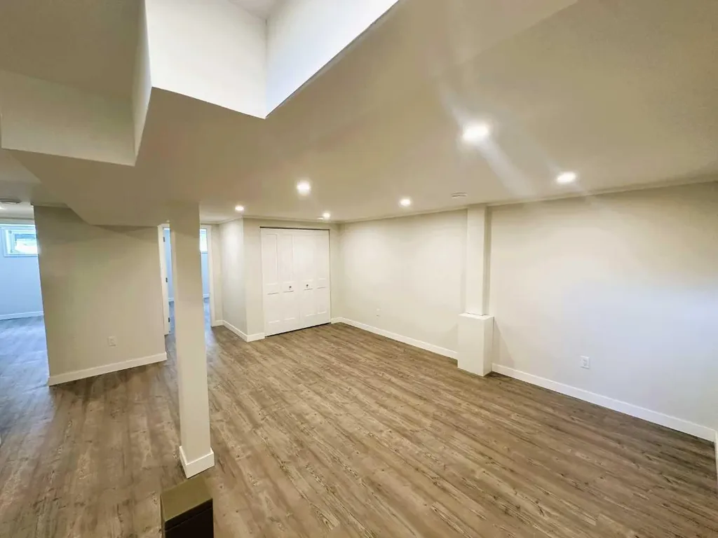 438 Charlotte Street Pincher Creek AB T0K1W0