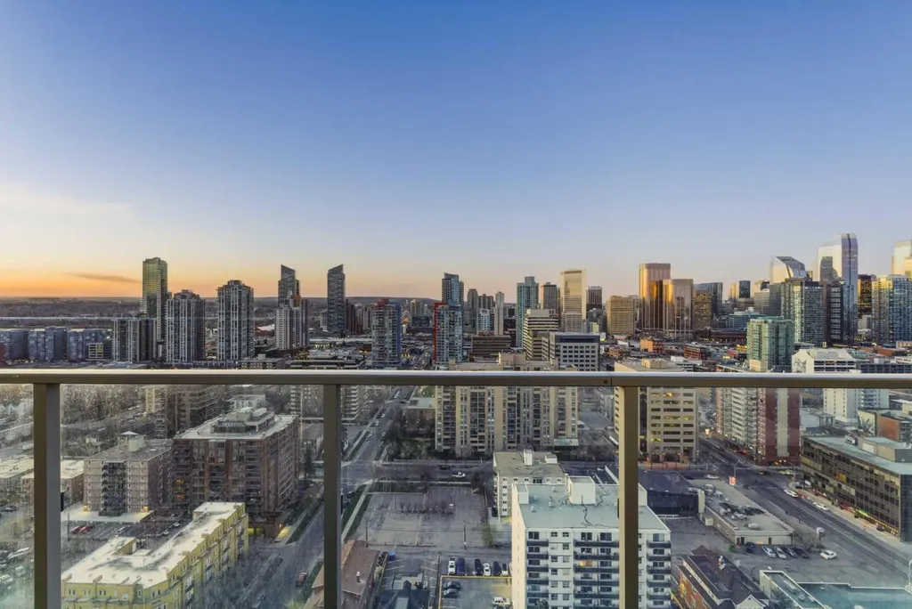 930 16 Avenue SW Calgary AB T2R 1C2