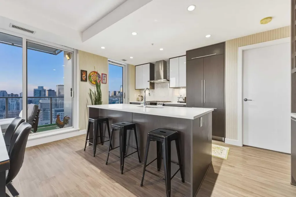 930 16 Avenue SW Calgary AB T2R 1C2