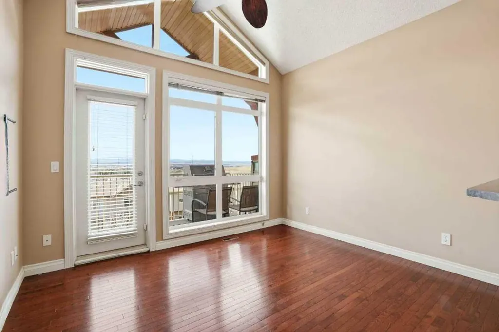 148 Rockyledge View NW Calgary AB t3g 5y4