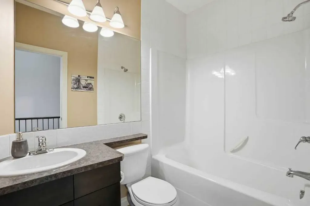 148 Rockyledge View NW Calgary AB t3g 5y4