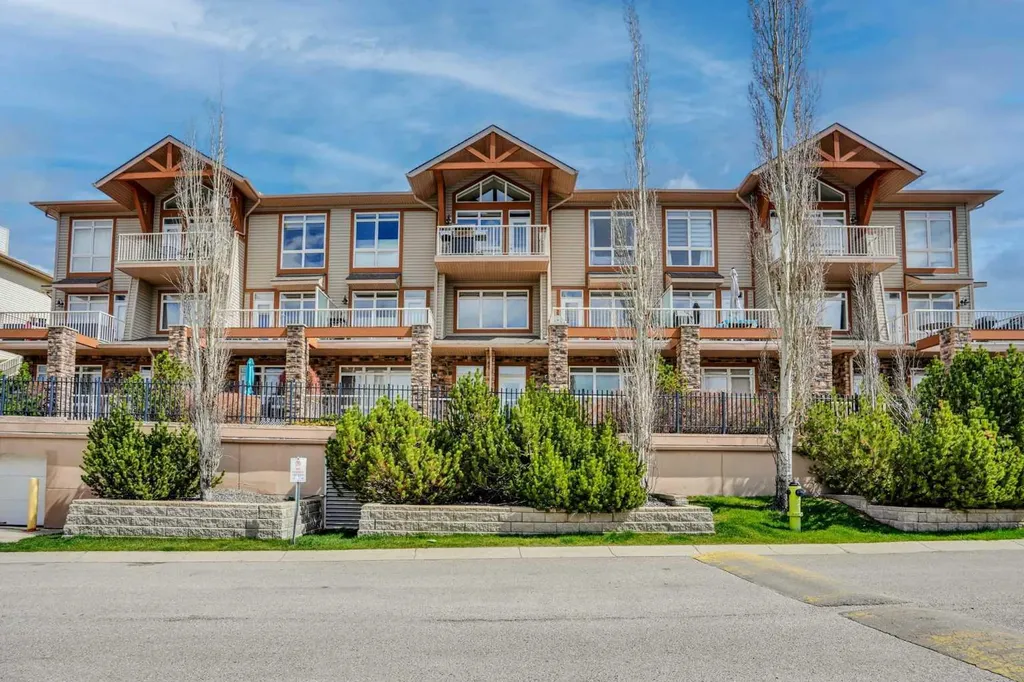148 Rockyledge View NW Calgary AB t3g 5y4
