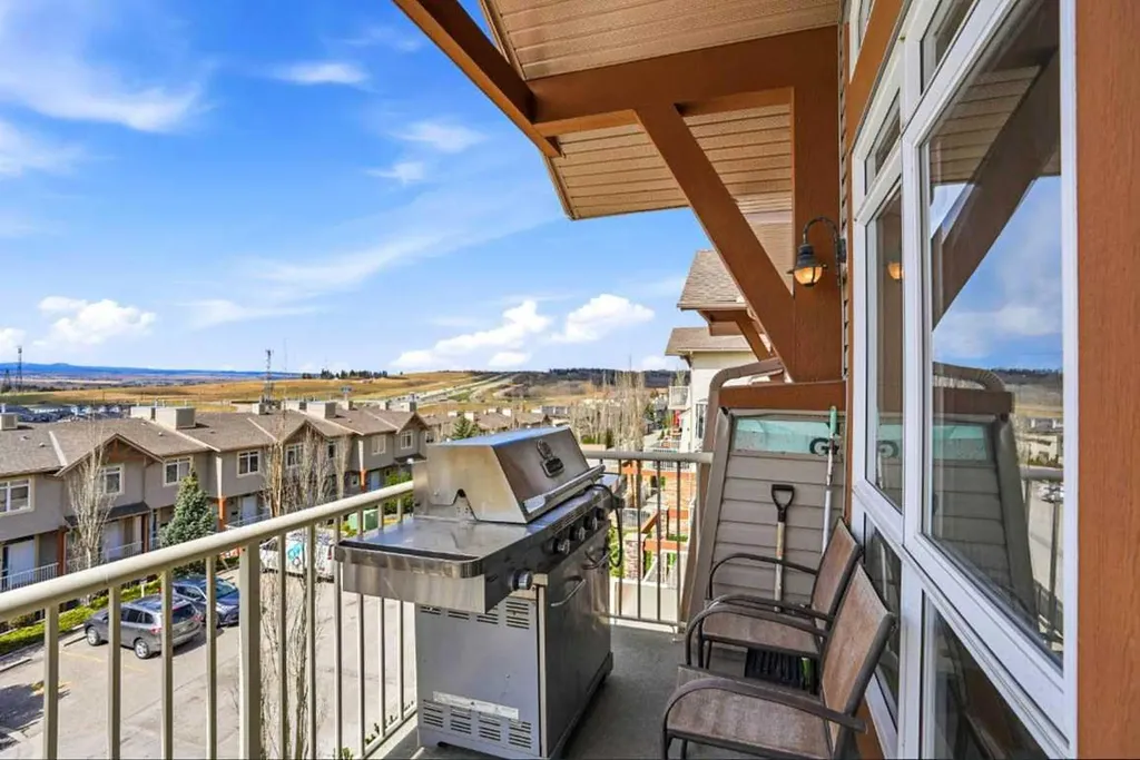 148 Rockyledge View NW Calgary AB t3g 5y4