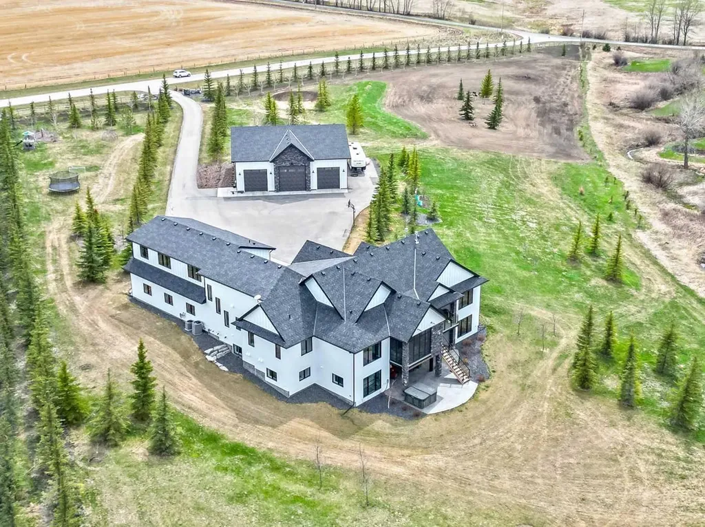 338233 Panima Close W Rural Foothills County AB T1S 7A1