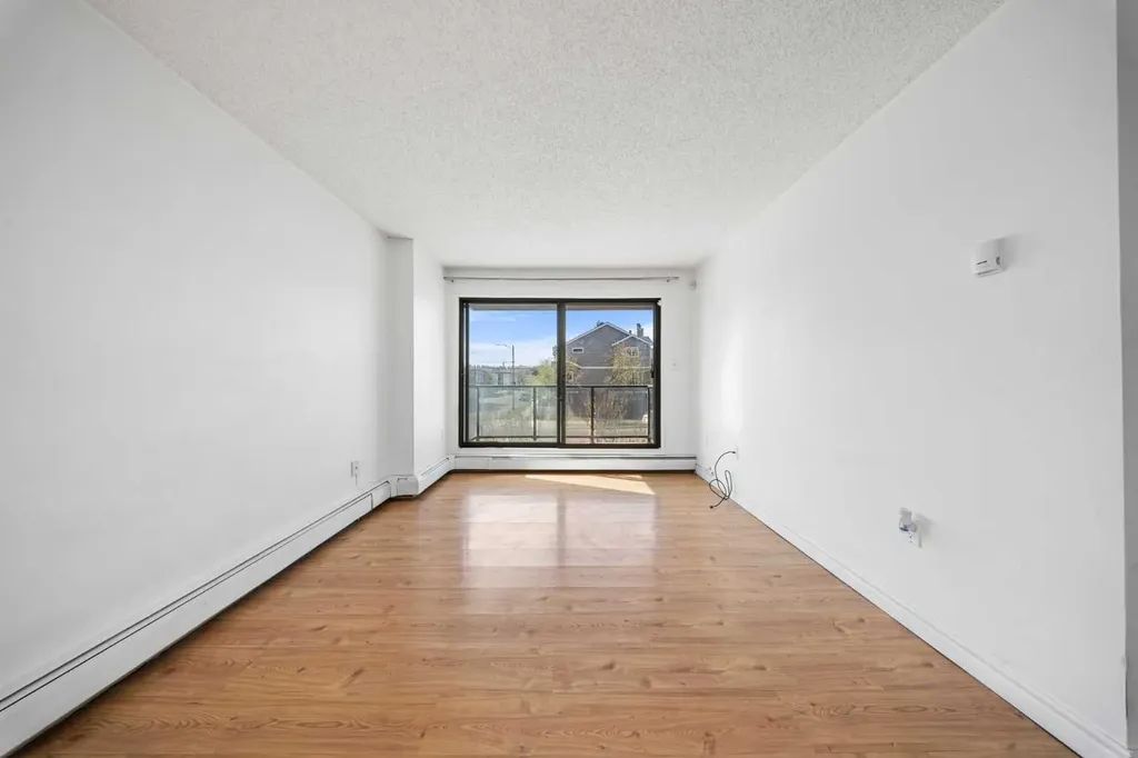 1602 11 Avenue SW Calgary AB T3C 0N2