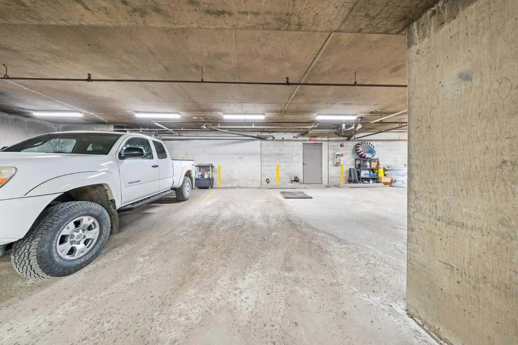 1602 11 Avenue SW Calgary AB T3C 0N2