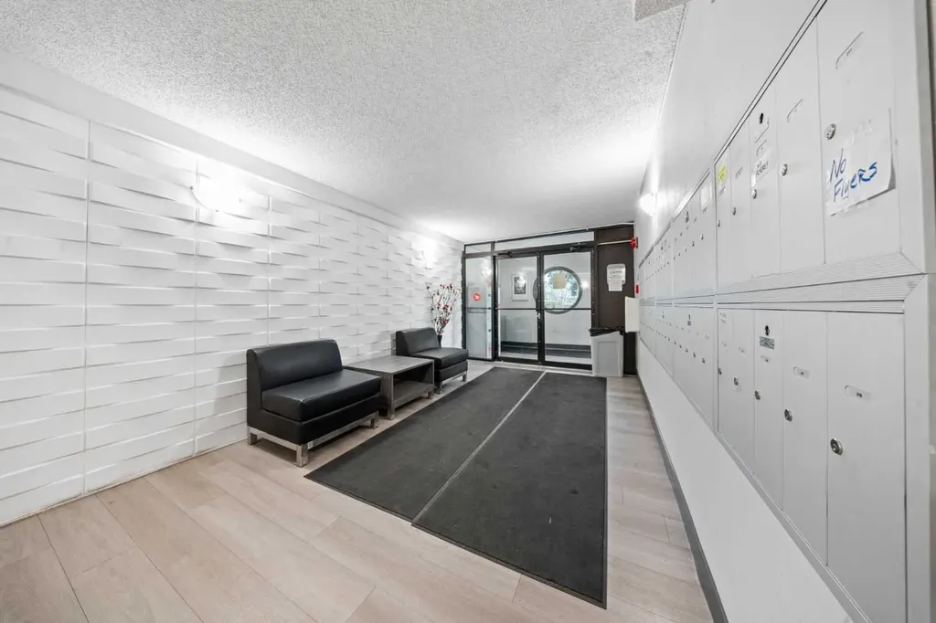 1602 11 Avenue SW Calgary AB T3C 0N2