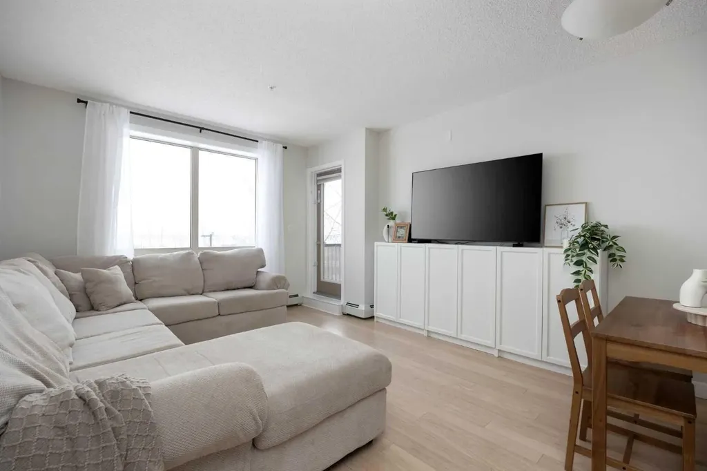 204 Sparrow Hawk Drive Fort Mcmurray AB T9K 0P1