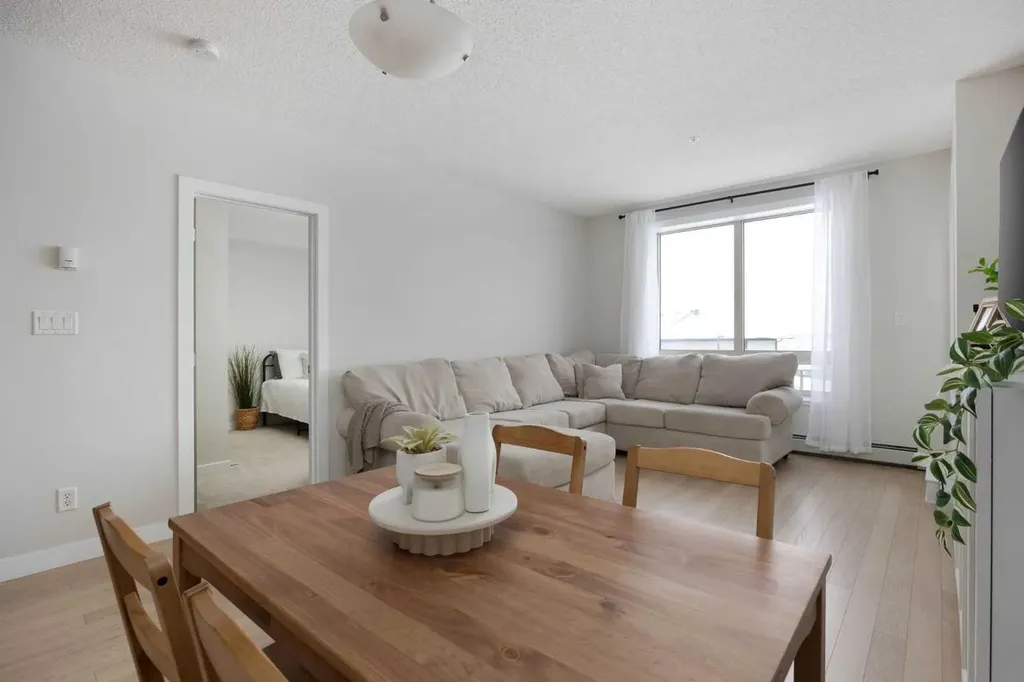 204 Sparrow Hawk Drive Fort Mcmurray AB T9K 0P1
