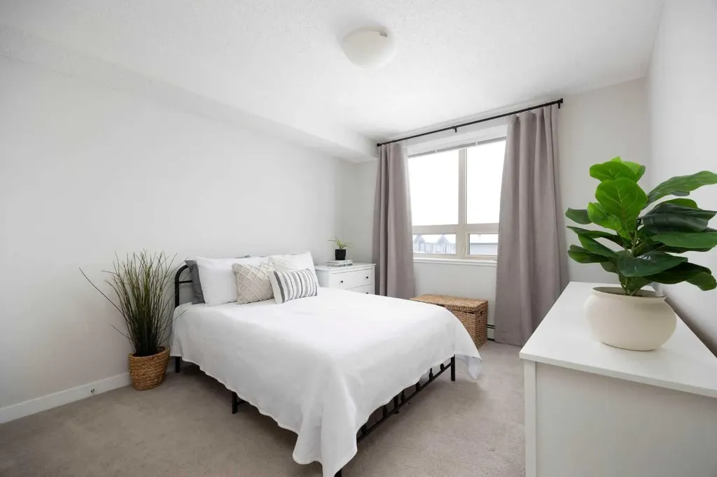 204 Sparrow Hawk Drive Fort Mcmurray AB T9K 0P1