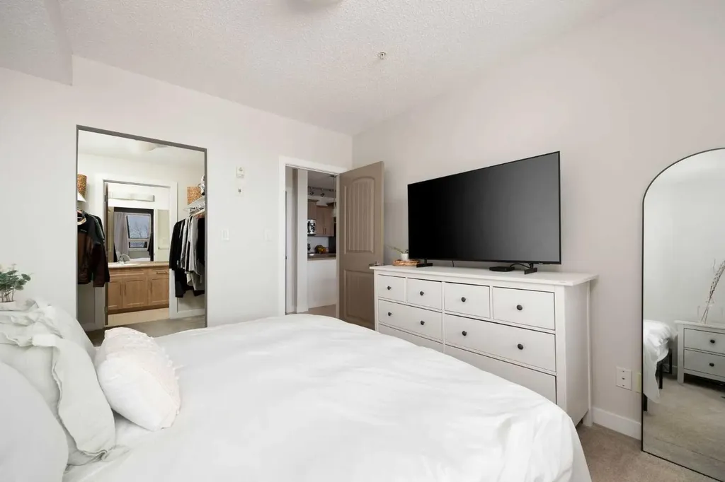 204 Sparrow Hawk Drive Fort Mcmurray AB T9K 0P1
