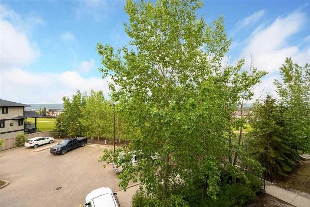 204 Sparrow Hawk Drive Fort Mcmurray AB T9K 0P1