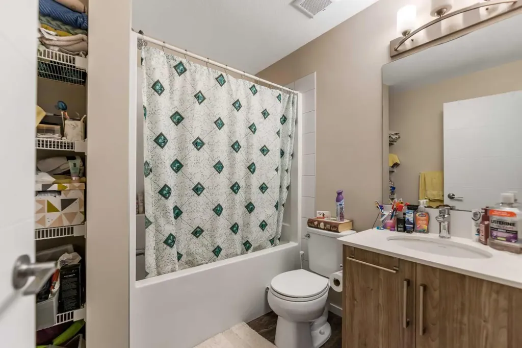 26 Redstone Way NE Calgary AB T3N 1M6