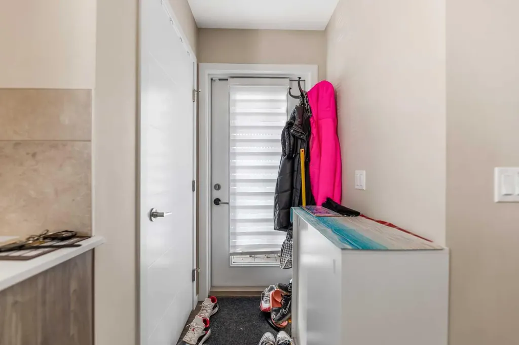 26 Redstone Way NE Calgary AB T3N 1M6