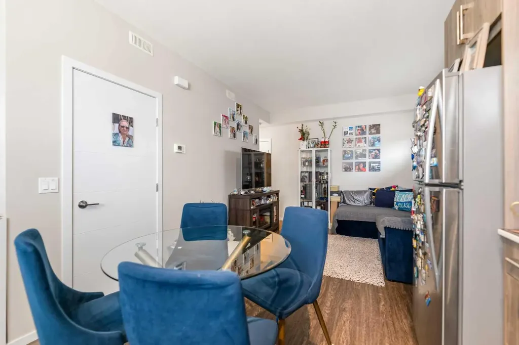 26 Redstone Way NE Calgary AB T3N 1M6