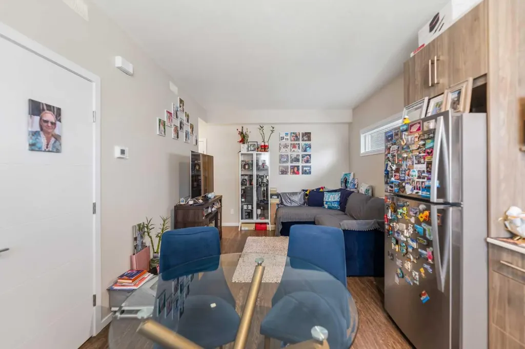 26 Redstone Way NE Calgary AB T3N 1M6
