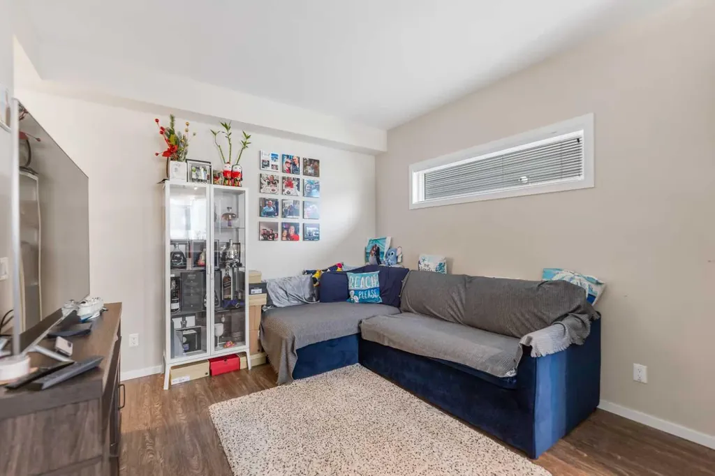 26 Redstone Way NE Calgary AB T3N 1M6