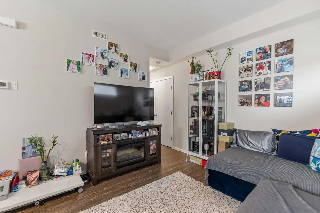 26 Redstone Way NE Calgary AB T3N 1M6