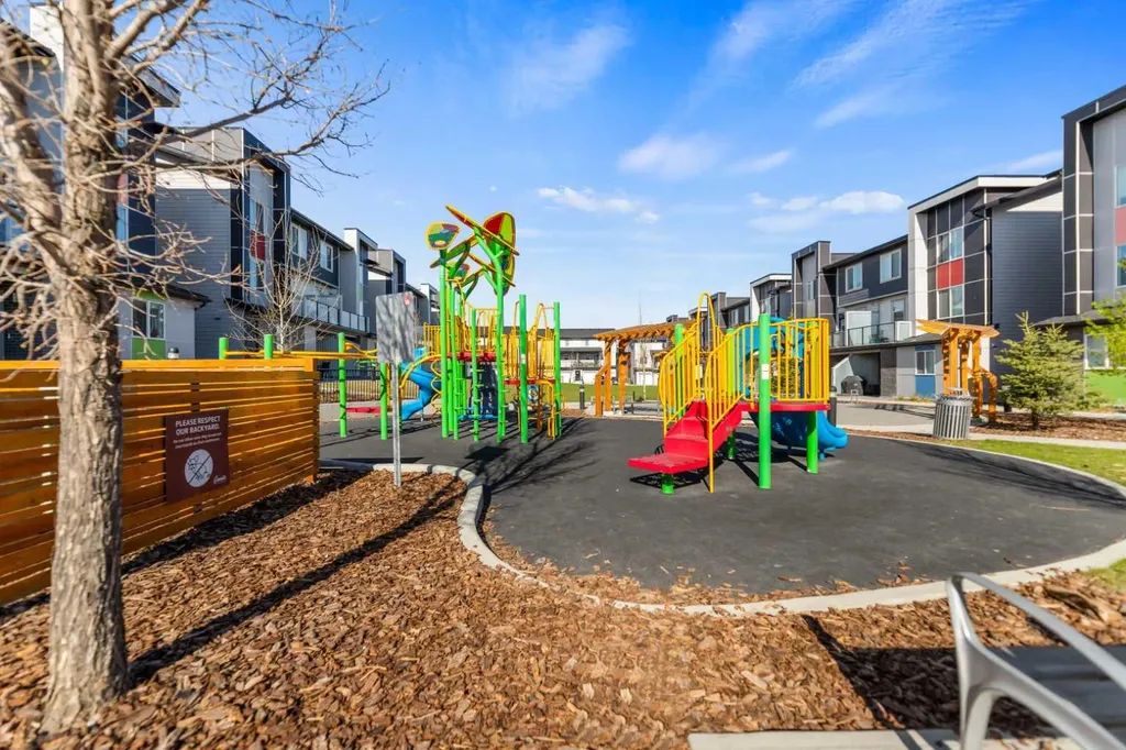 26 Redstone Way NE Calgary AB T3N 1M6