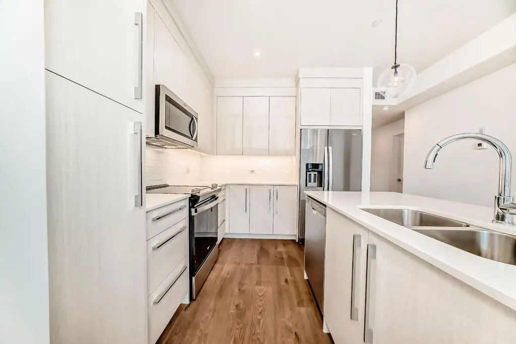 44 Skyview Parkway NE Calgary AB T3N2R8