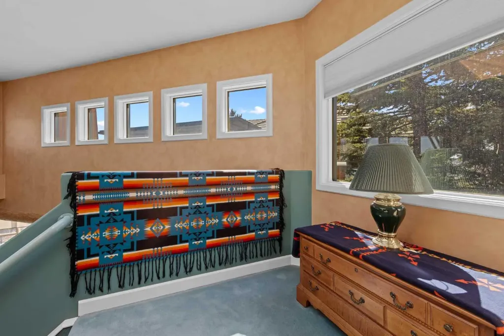 1115 16a Street NW Calgary AB T2N 2C9