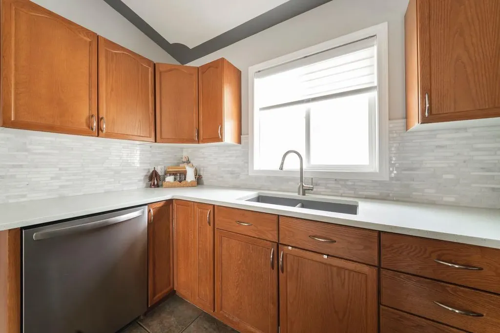 131 Wolff Way Fort Mcmurray AB T9H 5G9