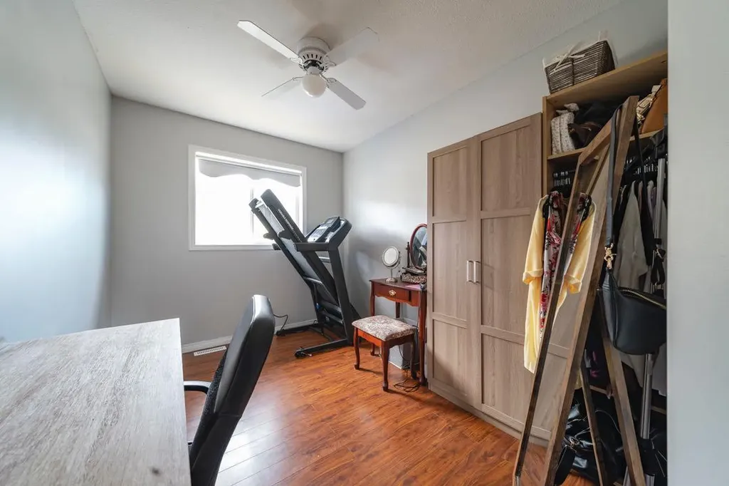 131 Wolff Way Fort Mcmurray AB T9H 5G9