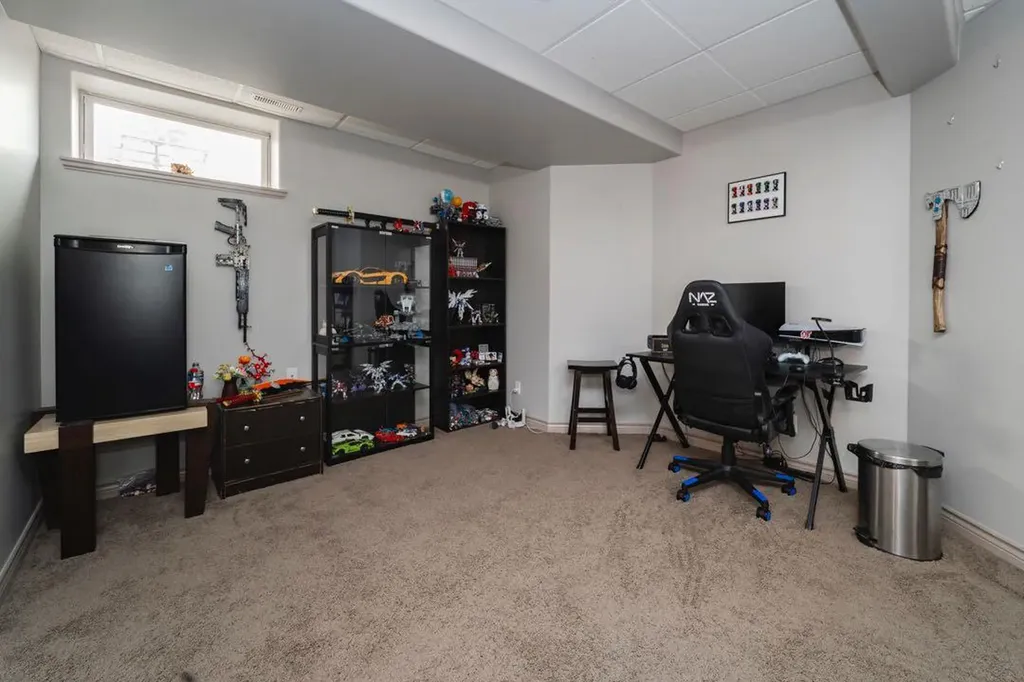 131 Wolff Way Fort Mcmurray AB T9H 5G9