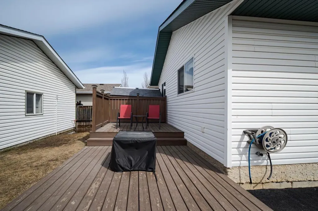 131 Wolff Way Fort Mcmurray AB T9H 5G9