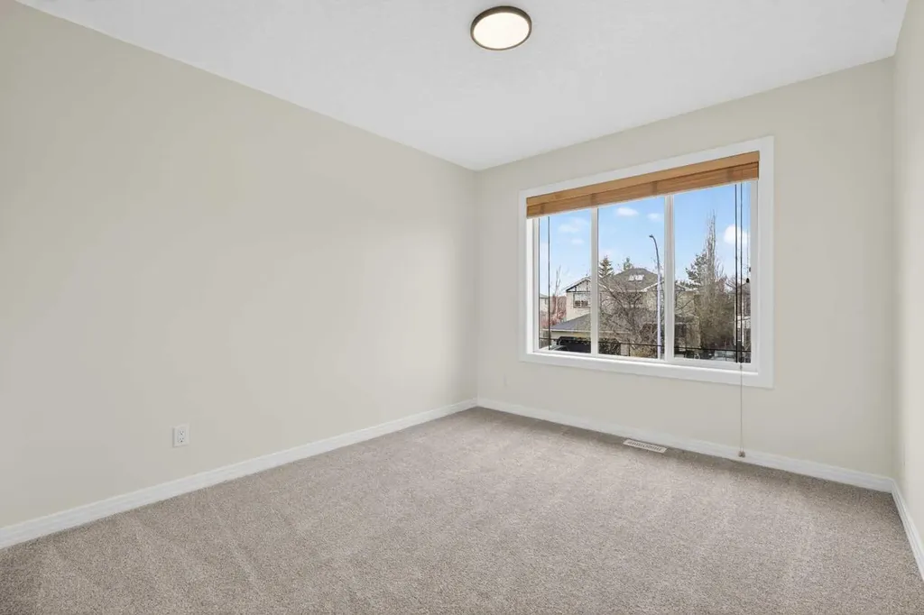 172 Cove Drive Chestermere AB T1X1E5
