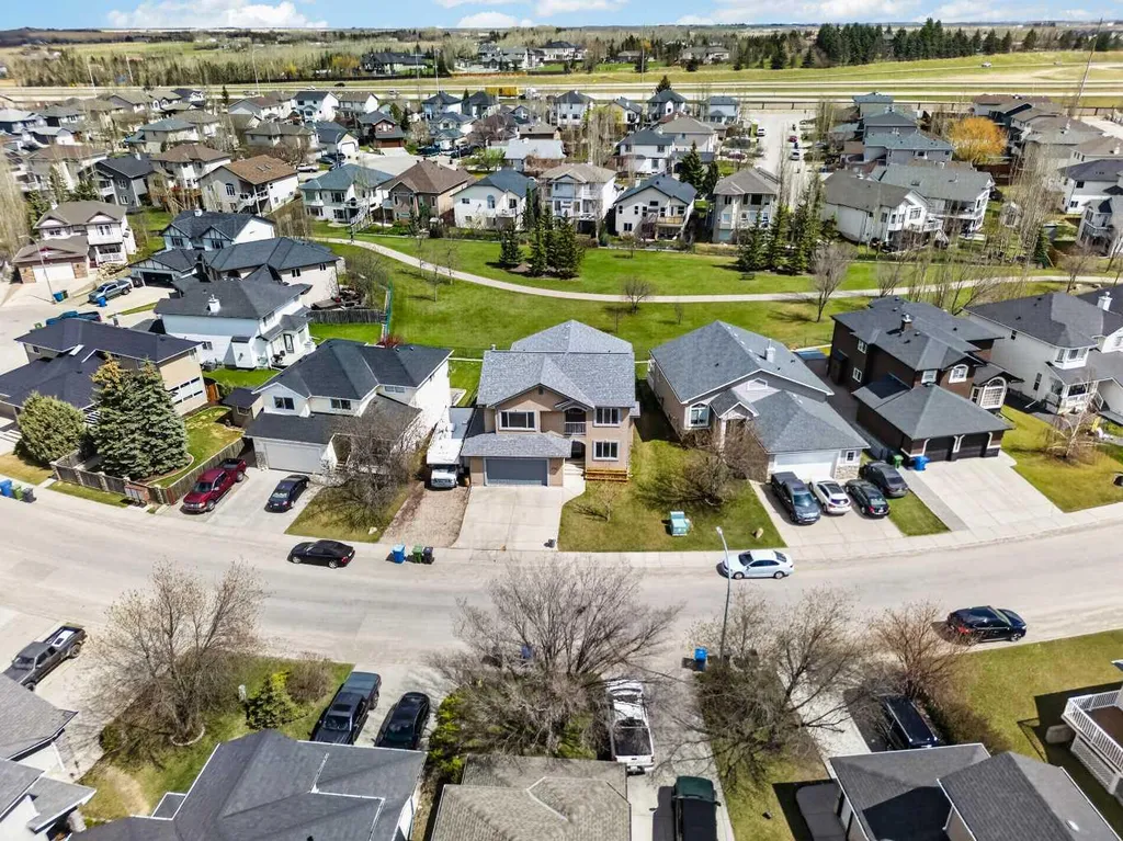 172 Cove Drive Chestermere AB T1X1E5