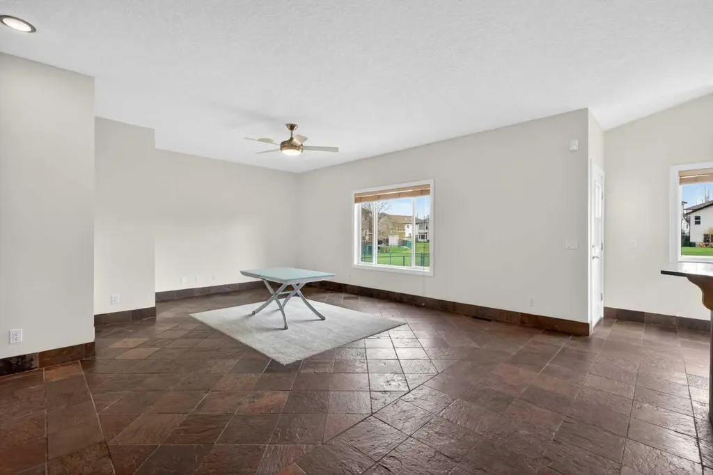 172 Cove Drive Chestermere AB T1X1E5