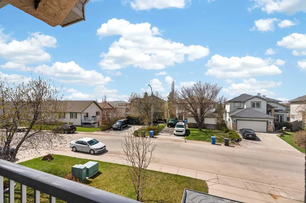 172 Cove Drive Chestermere AB T1X1E5