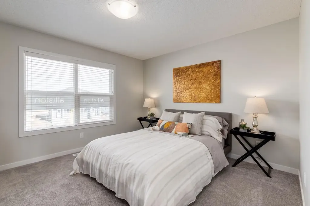 44 Tillotson Loop Okotoks AB T1S 1S5