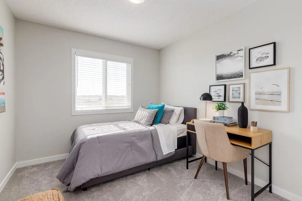 44 Tillotson Loop Okotoks AB T1S 1S5
