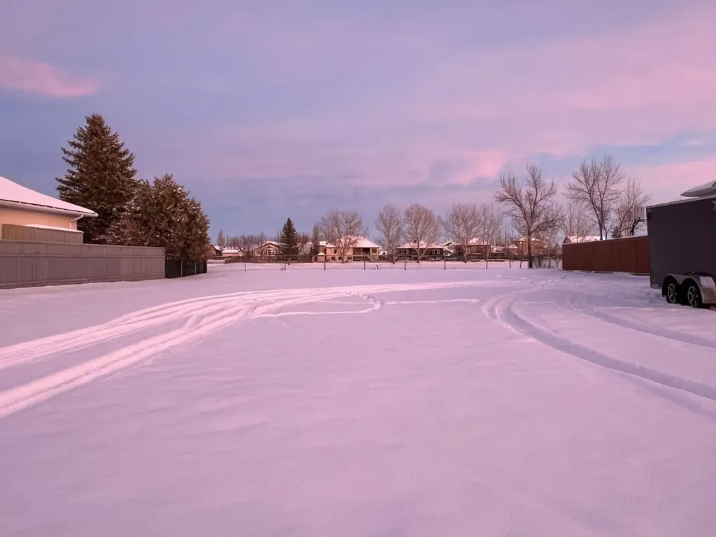 105 Fairway Drive Coaldale AB T1M 1H1