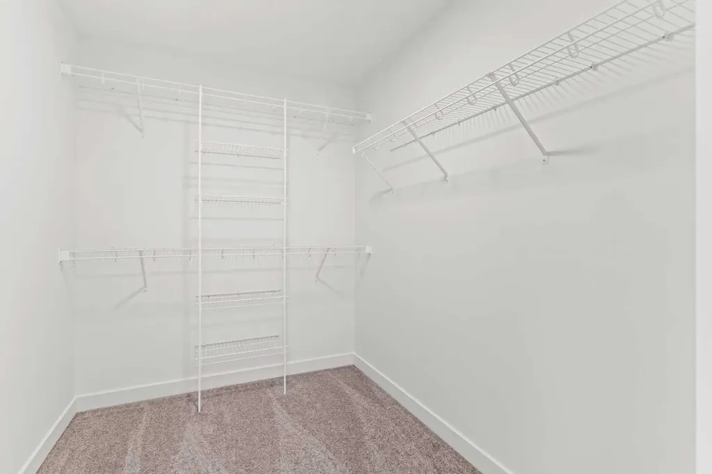 2231 81 Street SW Calgary AB T3H3V9