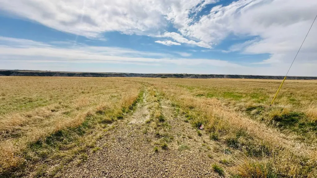 SE-3-30-21-W4 Rural Starland County AB T0J 0Y0