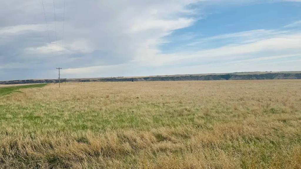 SE-3-30-21-W4 Rural Starland County AB T0J 0Y0