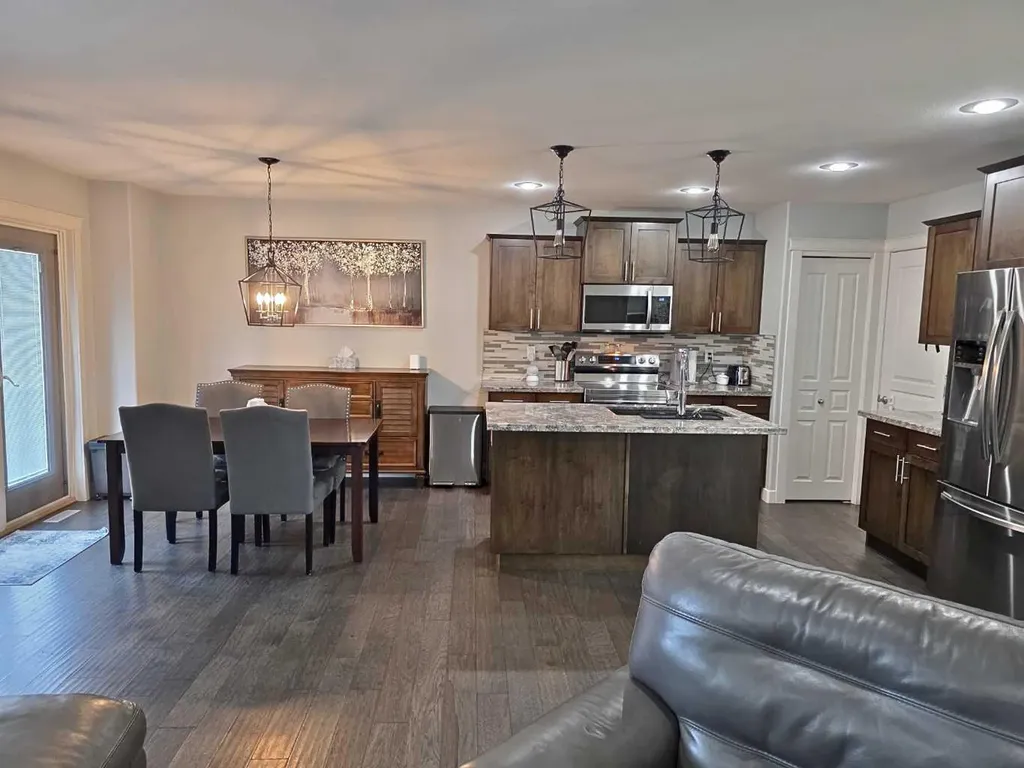 210 Viscount Drive Red Deer AB T4R 0M7